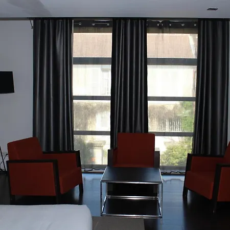 Les Pleiades Hotel-spa-restaurant ברביזון