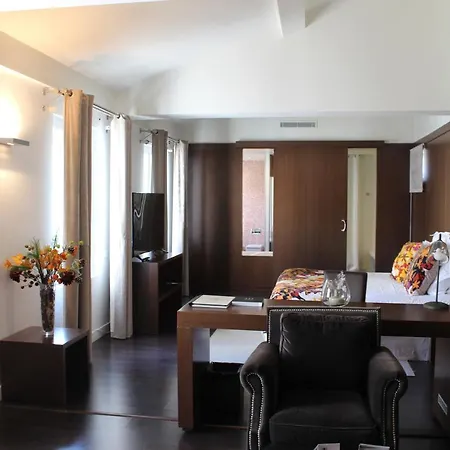 מלון Les Pleiades Hotel-spa-restaurant