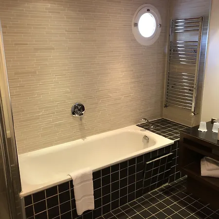 Les Pleiades Hotel-spa-restaurant 4* Barbizon