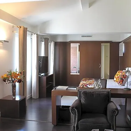 Les Pleiades Hotel-spa-restaurant Hotel 4*